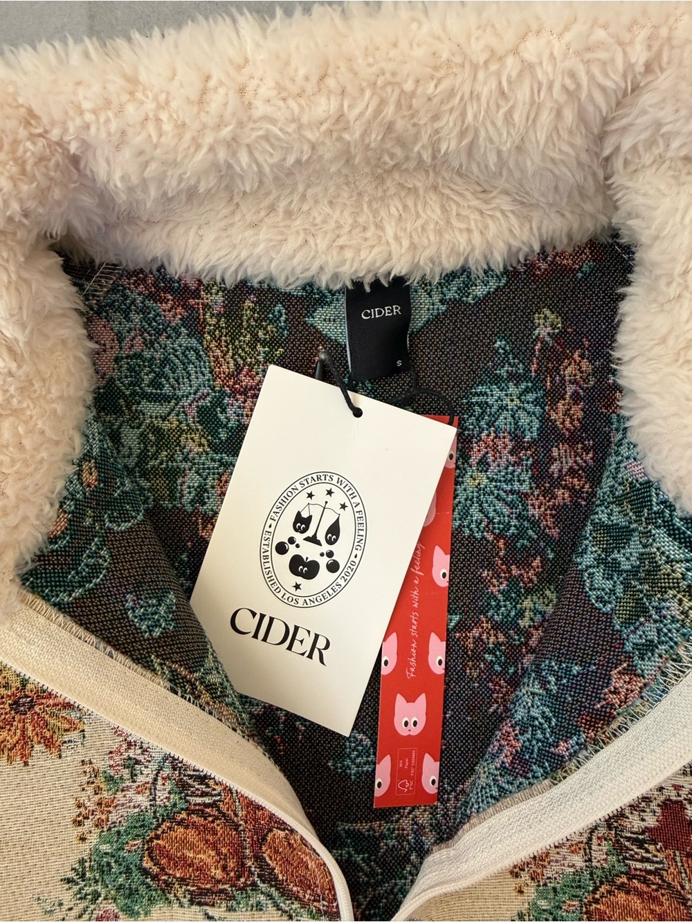 Cider Fleece Collar Floral Cat Knotted Pullover NWT Size Small - Picture 2 of 7